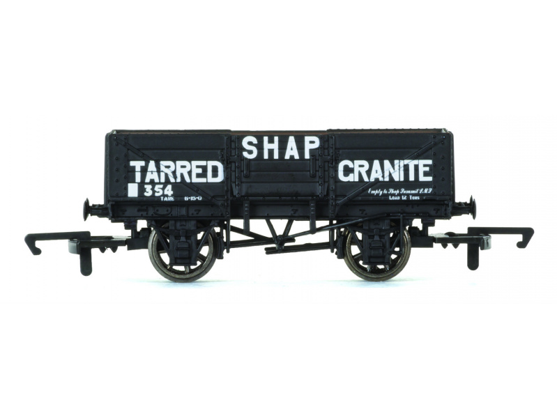 Vagón nákladní HORNBY R6750 - 5 Plank Wagon 'Shap Tarred Granite' Hornby R6750 - Vagón nákladní HORNBY R6750 - 5 Plank Wagon 'Shap Tarred Granite'