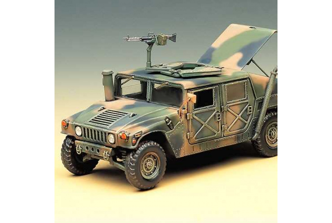 M-1025 ARMORED CARRIER (1:35) Academy 13241
